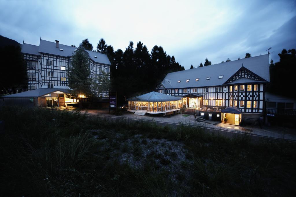 Hakuba Sun Valley Hotel Bagian luar foto